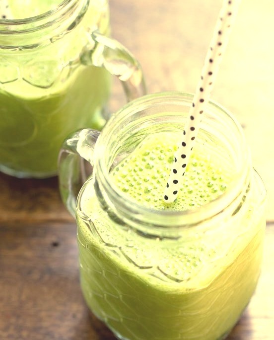 The 4 Ingredient Green Smoothie