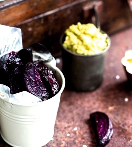 Beetroot Chips with Dipping Sauces Follow
